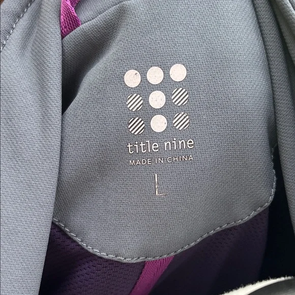 TITLE NINE Women's Gray softshell Trench Coat with Purple accents - Picture 5 of 14